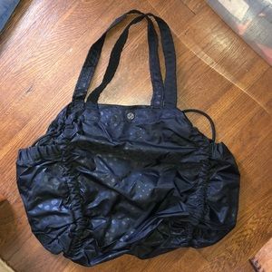 Lululemon bag